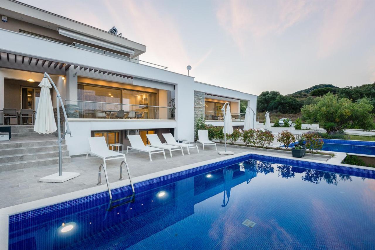 Afisia Villas Sarti Buitenkant foto